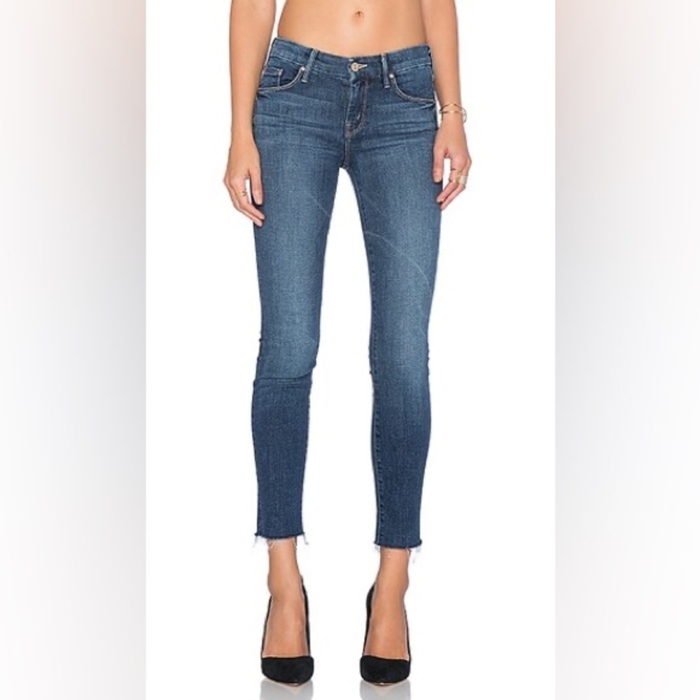 MOTHER The Looker Ankle Fray Skinny in Girl Crush Medium Wash Mid Rise 25